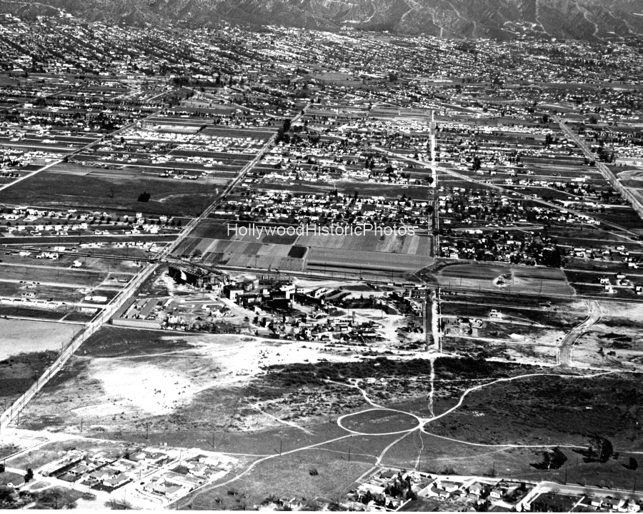 Columbia Ranch 1939 In center of aerial view wm.jpg